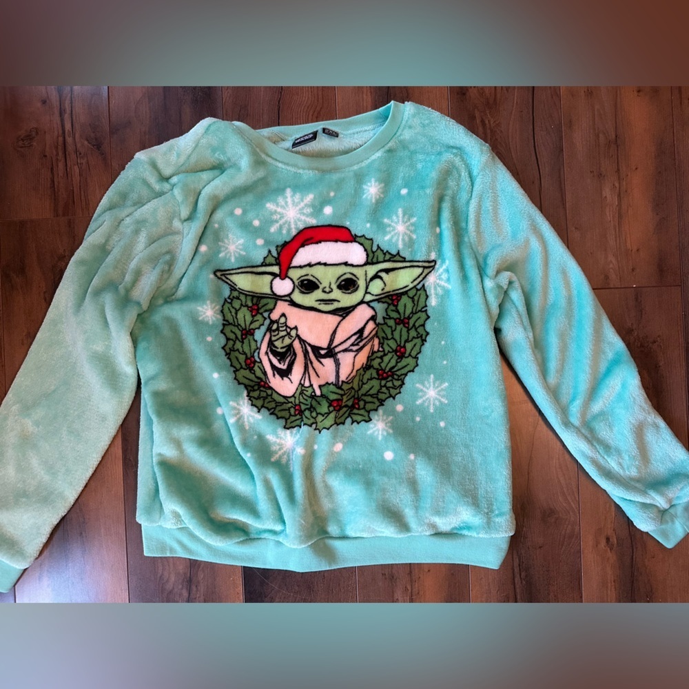 Star Wars Baby Yoda Holiday Fleece Sweatshirt Mint Green Plush 2XL Cozy Xmas - Picture 2 of 4